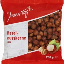 Jeden Tag Haselnusskerne Ganz